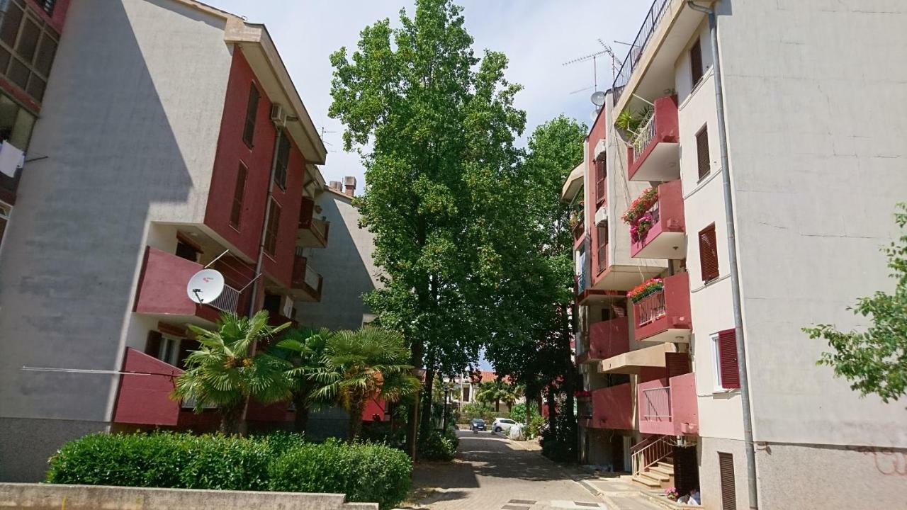 Porec Travel Stop Ngoại thất bức ảnh